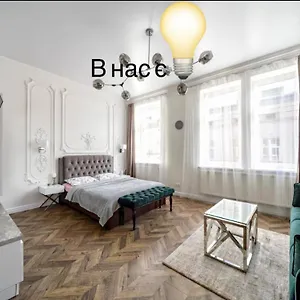 https://lux-apartments-in-lviv.hotelslviv.net